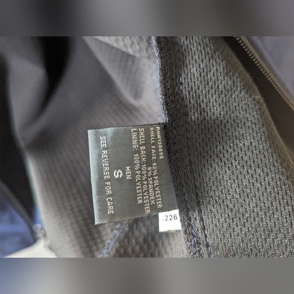 Men's New Balance Softshell Jacket Size Small - Picture 3 of 5